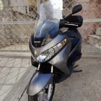 Suzuki burgman 200