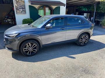 Honda HRV elegante ultima serie full hybrid