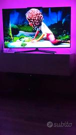 Samsung smart TV 4K 48 pollici.