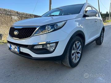 Kia Sportage 1.7 CRDI VGT 2WD high tech