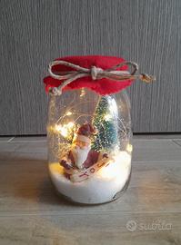 Lanterna natalizia con Babbo Natale e luci