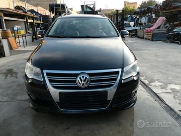 Ricambi usati per VOLKSWAGEN PASSAT SW 2.0TDI '09 