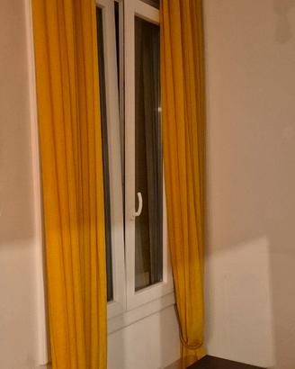 Tende giallo arancio