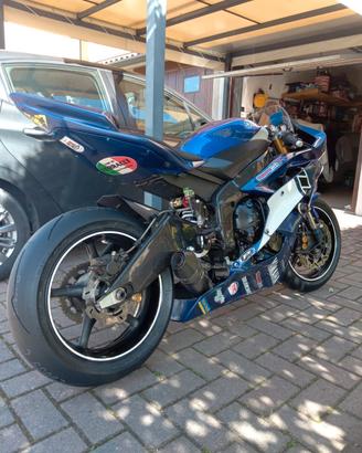 moto yamaha r6 2006