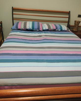 letto matrimoniale in ciliegio e ferro