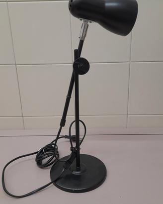 Lampada da tavolo