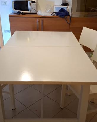 Tavolo bianco allungabile + set 4 sedie