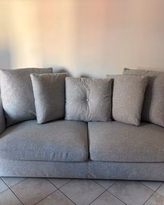 DIVANO LETTO - 260€ TRATTABILE