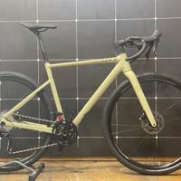 Scott speedster gravel 30-prezzo di listino 1799