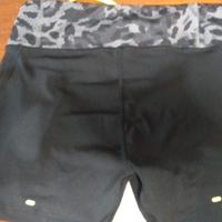 Pantaloncini running donna Adidas tech