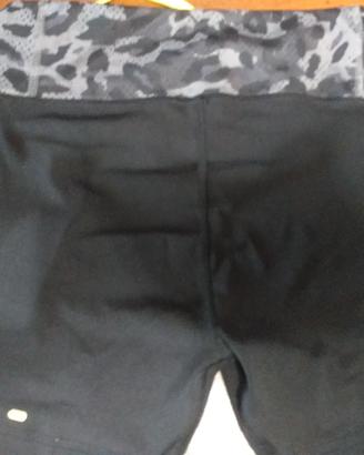 Pantaloncini running donna Adidas tech