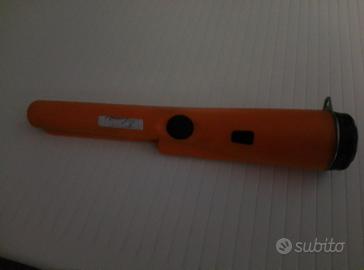 Pin pointer metal detector