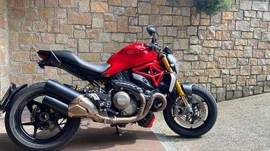 Ducati Monster 1200 s