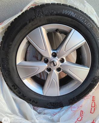 cerchi+gomme da 17 M+S Volvo XC40 