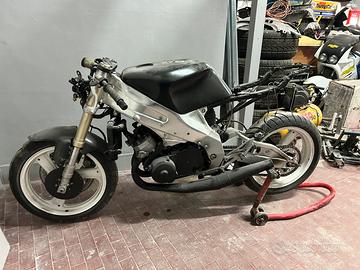 Yamaha Tzr 125 r con motore rd 350 non targata
