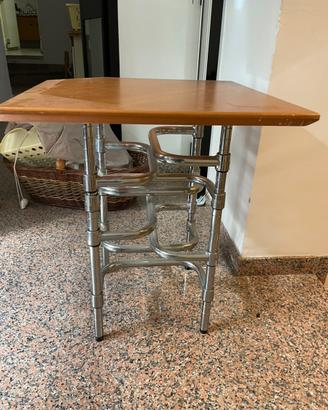 Tavolino design