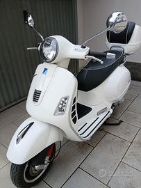 Vespa gts 300