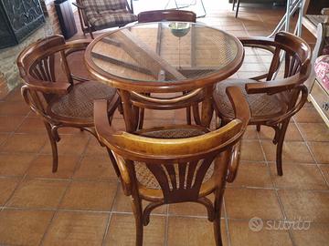 Tavolo in legno