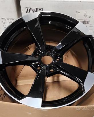 Cerchi in lega audi 18