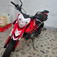 Ducati hypermotard 796 2012 A2