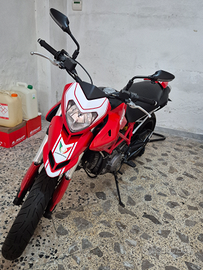 Ducati hypermotard 796 2012 A2