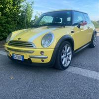 Auto neopatentati minicooper