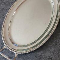 Vassoio in bagno d'argento