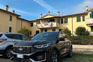 Ford kuga 2.5 PHEV HYBRID ST-LINE X