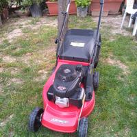 macchina taglia erba  honda