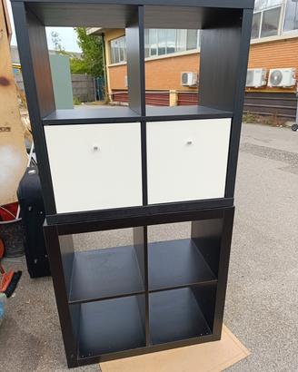 Libreria con cassetti 