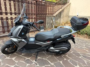 BMW C400X