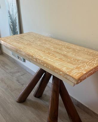 Tavolo  consolle totalmente in legno, come nuovo