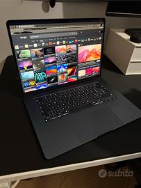 Apple Macbook Air 15” M3 - 2024 - 8 RAM - 512 SSD