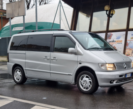 Mercedes-Benz V- class 220 CDI 7 posti