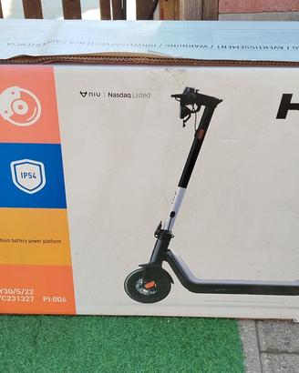 Monopattino KQi3 Sport  Garanzia 12/2027