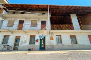 3 LOCALI A BELLINZAGO NOVARESE