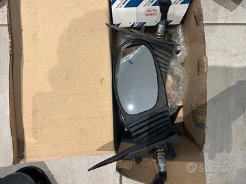 Coppia specchietti originali Fiat 600