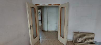 Porte interne anni '70 con telaio e sopraluce