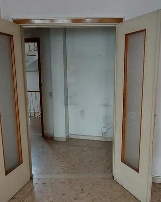 Porte interne anni '70 con telaio e sopraluce