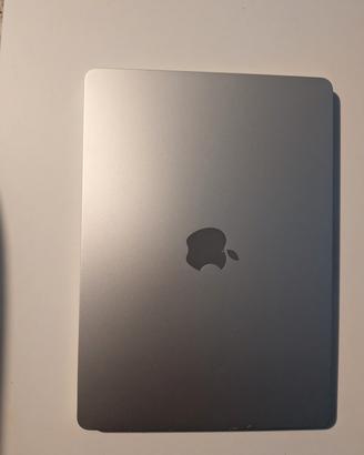 MacBook Air M2 13" • Batteria 99% • Come Nuovo