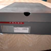 stivali marca Prada 