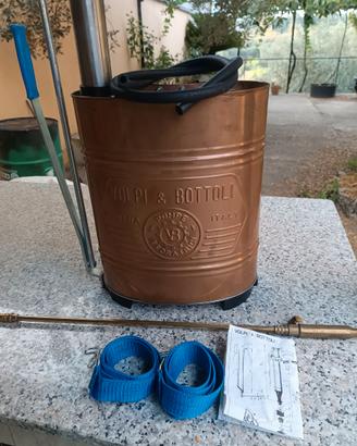 pompa a spalla per trattamenti in rame volpi
