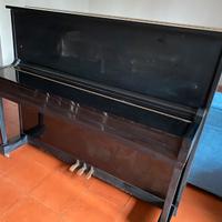 Pianoforte verticale DAYWOOD nero