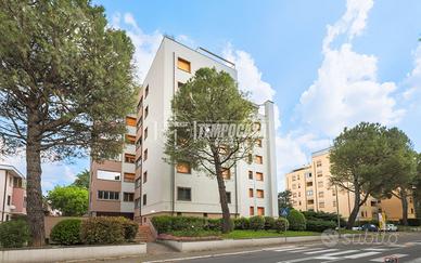 AMPIO 5 LOCALI CON 2 BAGNI NEL CUORE DELLA PEDAGNA