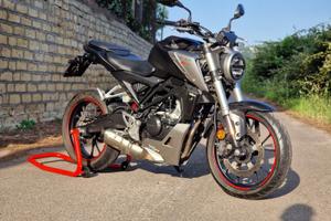 Honda cb125r 2020