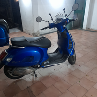 Vespa Gts 300