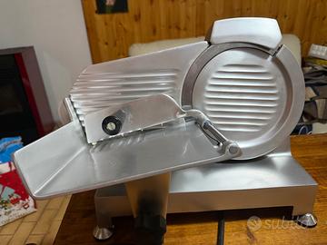 Affettatrice lama 22cm