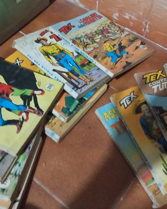 Lotto 46 Fumetti TEX WILLER  serie gigante  70/80