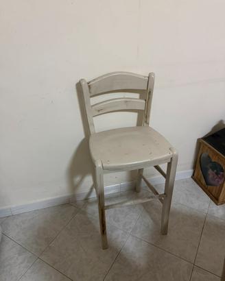 2 sgabelli in legno puro effetto shabby