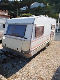 Caravan roller 4 posti letto